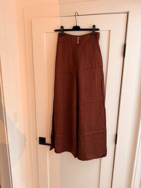 Club Monaco Wide-Legged Brown Dress Pants, Size 0
